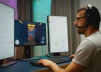 تفاوت مانیتورهای گیمینگ و مانیتورهای رندرینگ