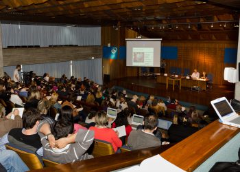 ویدیو پروژکتور آموزشی