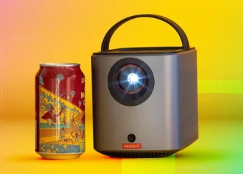 mini projector vs projector