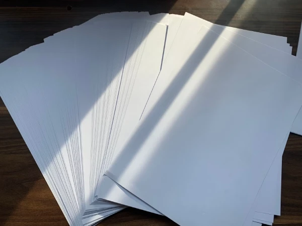 نشانههای کاغذ A4 اصل